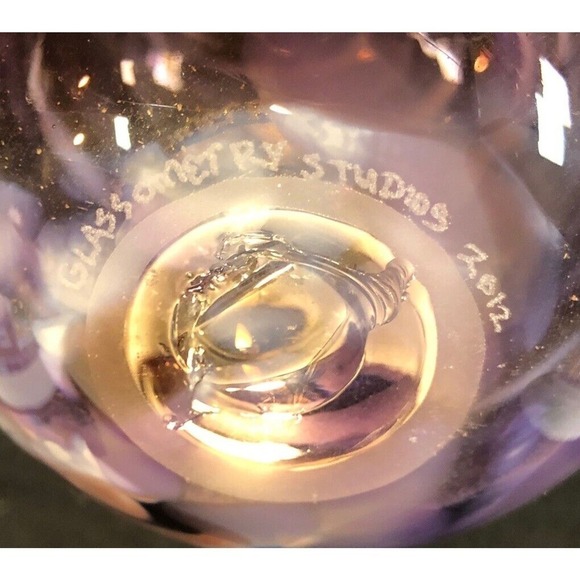 2012 Glassometry Studio Glass Vase 6” T Hand Blown Purple Swirl Hood River OR - Picture 12 of 12